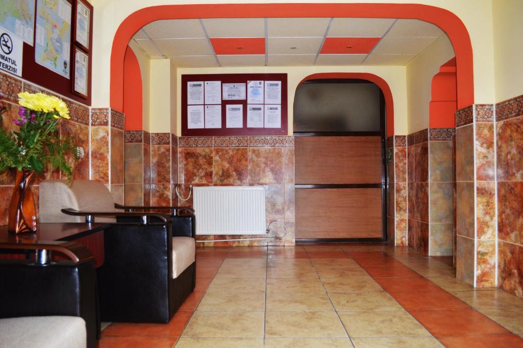 Hotel Orizont Suceava Buitenkant foto